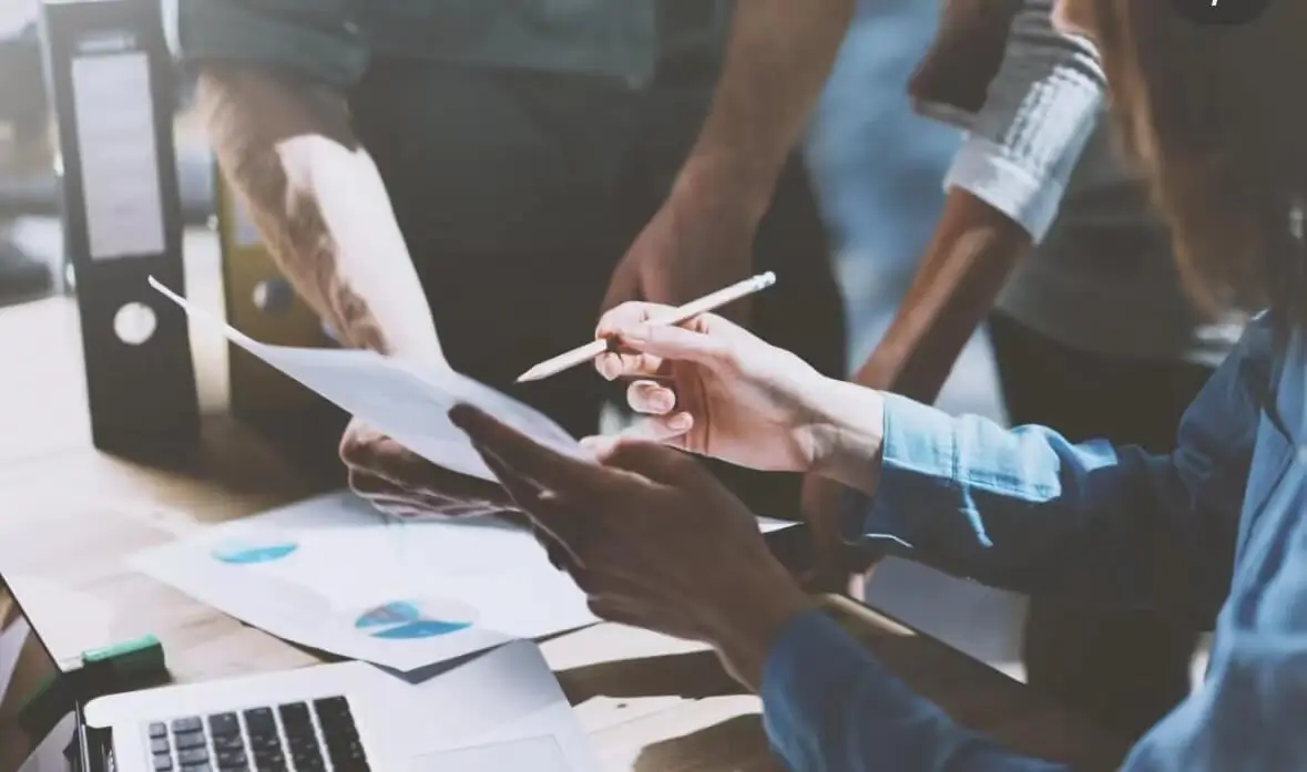 新加坡的人到匈牙利旅游的攻略路线与费用解释