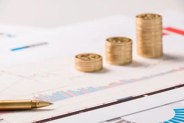 阿尔及利亚人去到匈牙利旅游需要换币吗