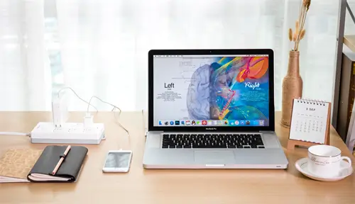 莫桑比克人去到匈牙利旅游用什么币种